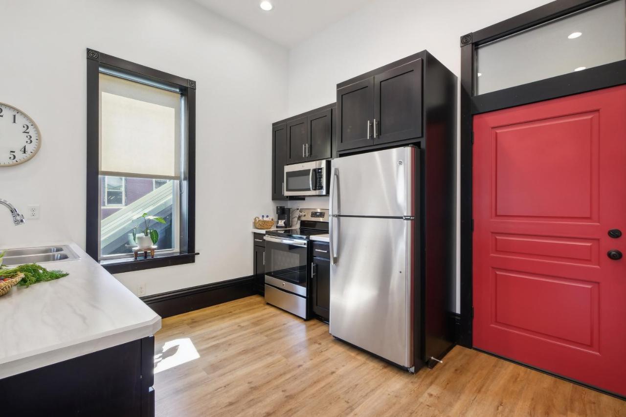 Sleek Millersburg Apartment In Downtown! Exterior photo
