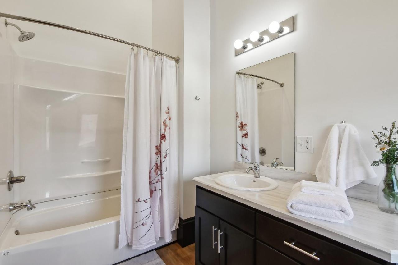 Sleek Millersburg Apartment In Downtown! Exterior photo